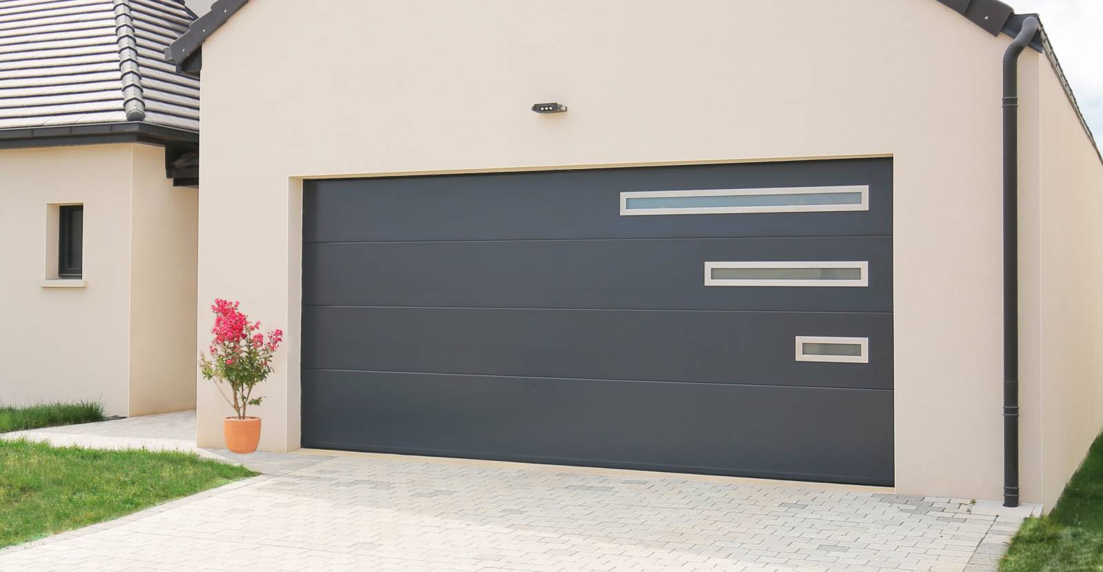 Installation de fermeture de terrasse pour restaurant Saint-Orens-de-Gameville en Occitanie 31650