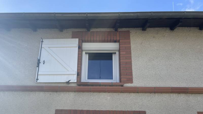 Fenêtre en PVC sur mesure installée à Castelginest par Eco Fenêtres 31140 - Travaux possible sur Gratentour, Bouloc, Plaisance du Touch ...