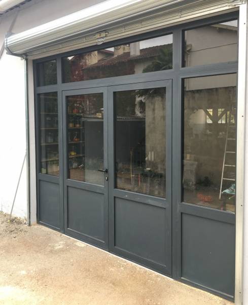 Vitrine type atelier réalisée par Eco Fenêtres