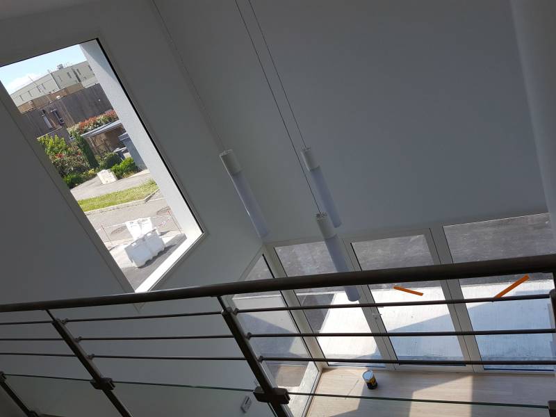 Porte fenêtre en aluminium avec fixe en aluminium fabriquée par Eco Fenêtres