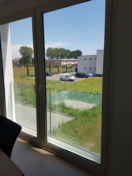 Baie vitrée en aluminium fabriquée par Eco Fenêtres